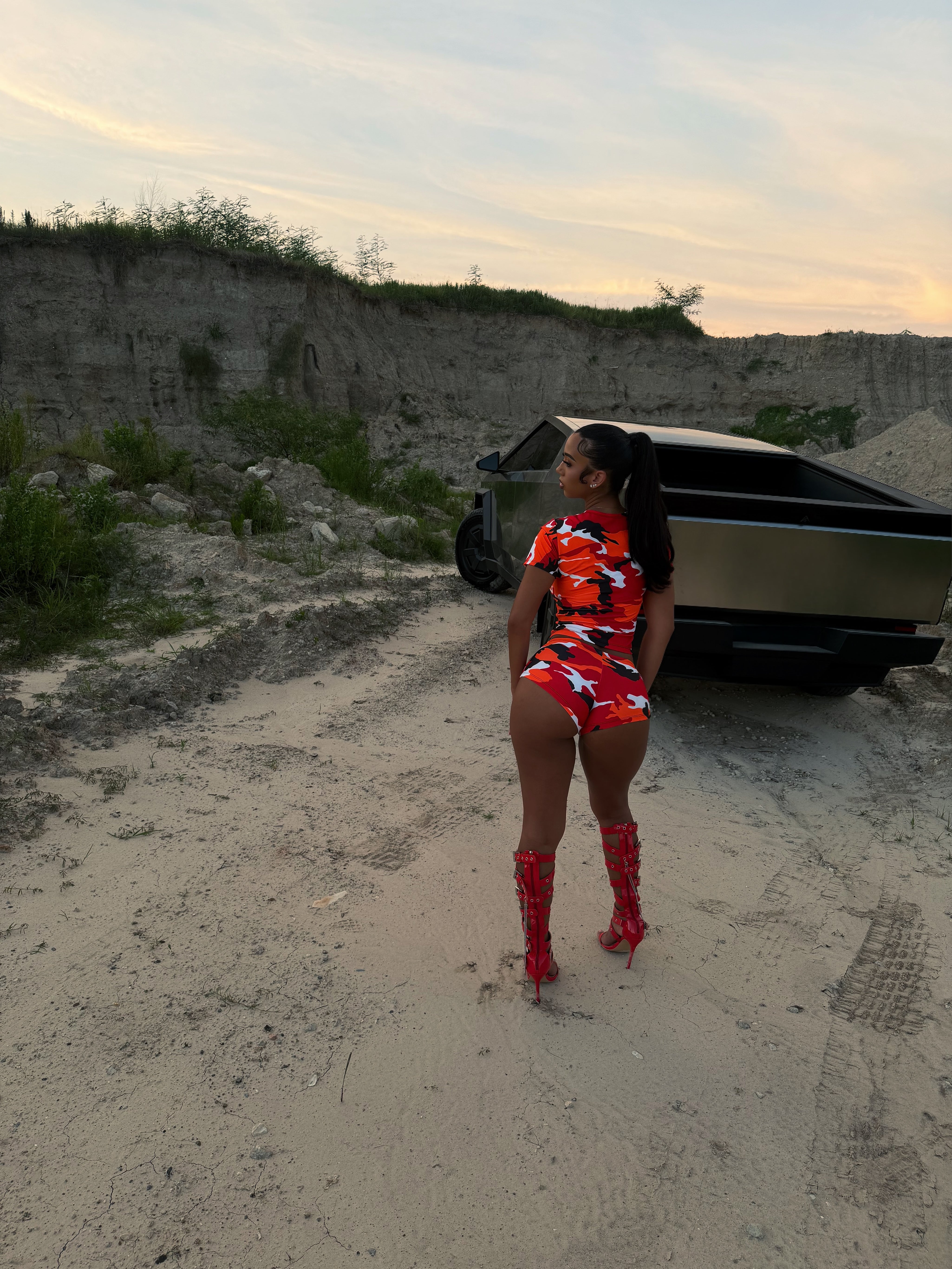 Camo short set - red
