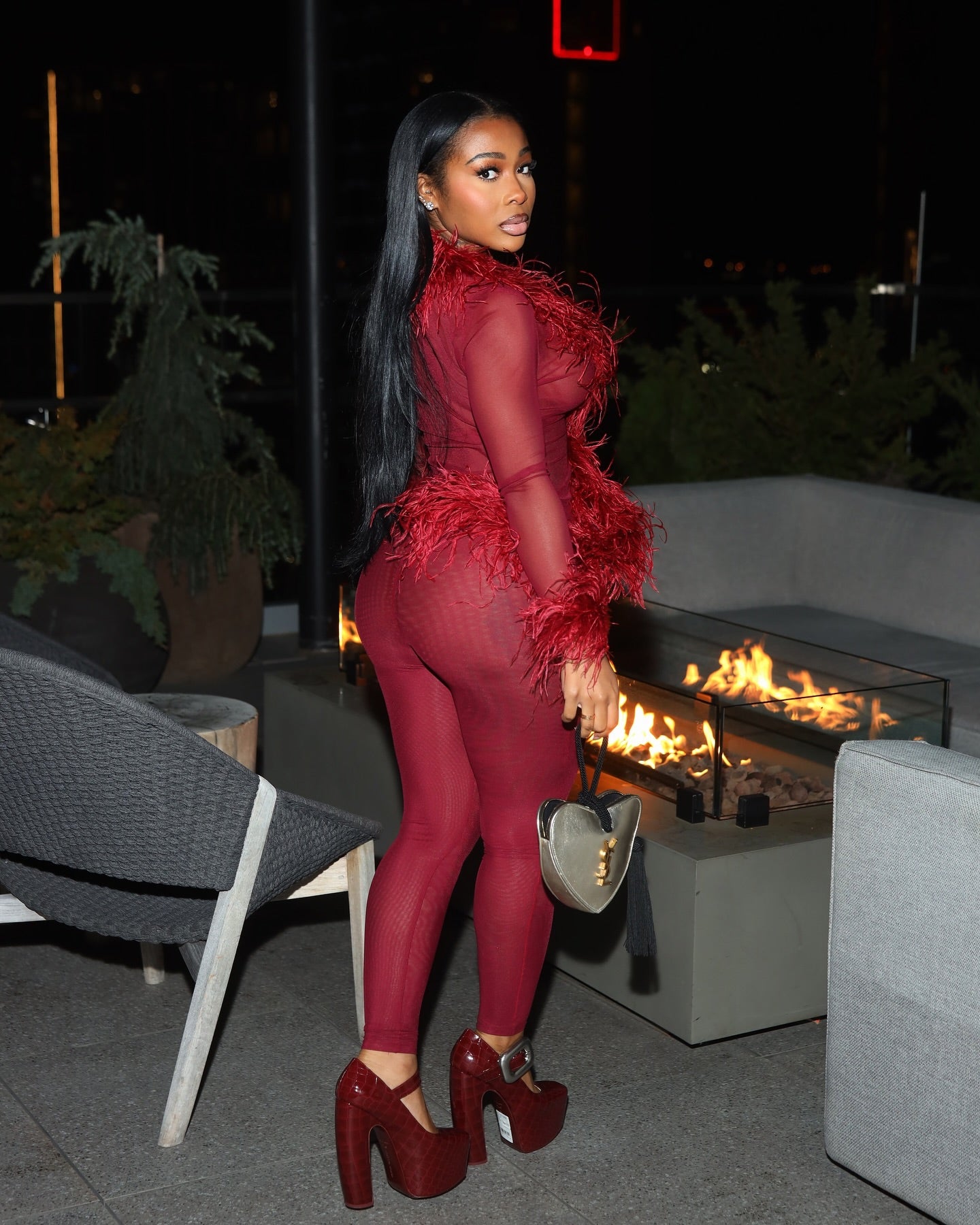 PRE-ORDER - Ostrich Feather Set - Burgundy (Ships 7/18)